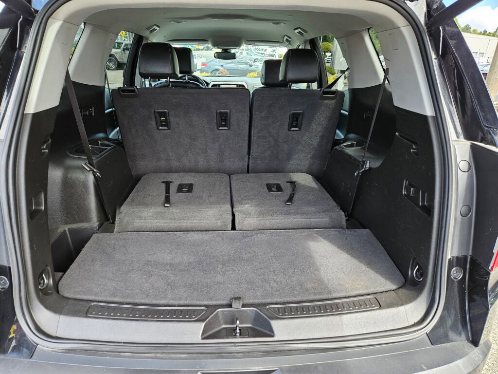 Used 2021 GMC Acadia SLT image 12