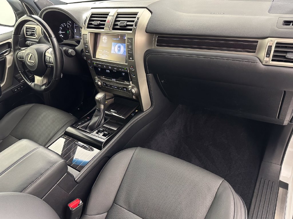 Used 2020 Lexus GX 460 Premium AWD/4WD image 22