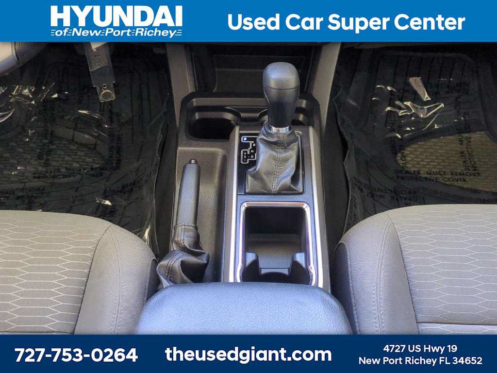 Used 2016 Toyota Tacoma SR5 w/ Towing Package RWD image 19