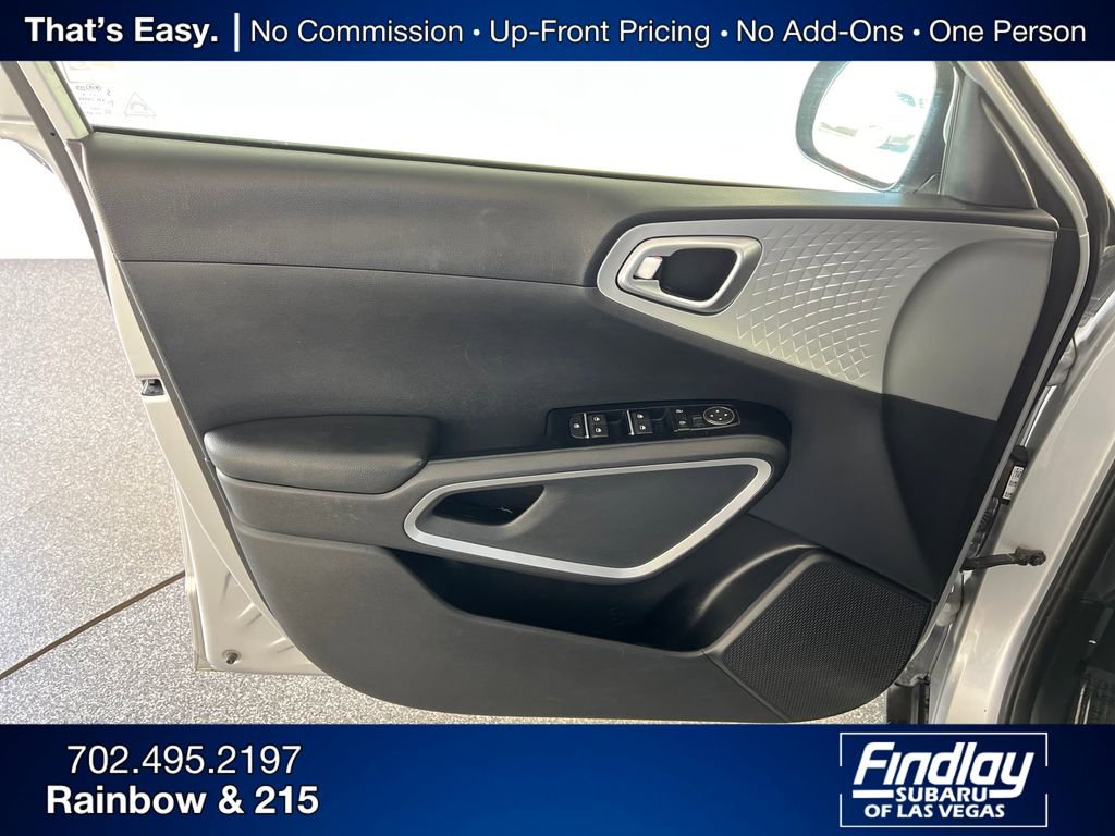 Used 2020 Kia Soul LX image 13