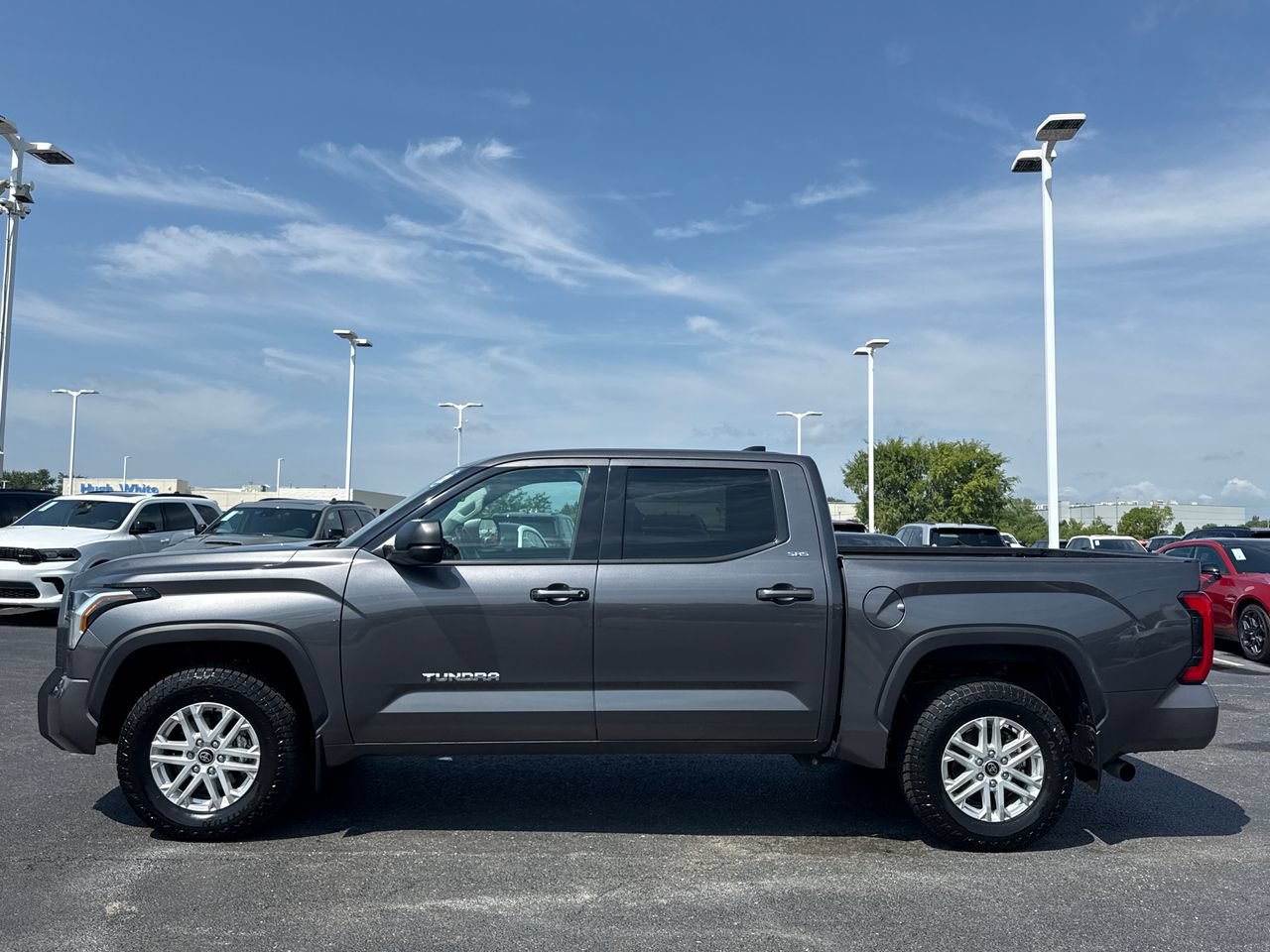 Used 2022 Toyota Tundra SR5 AWD/4WD image 6