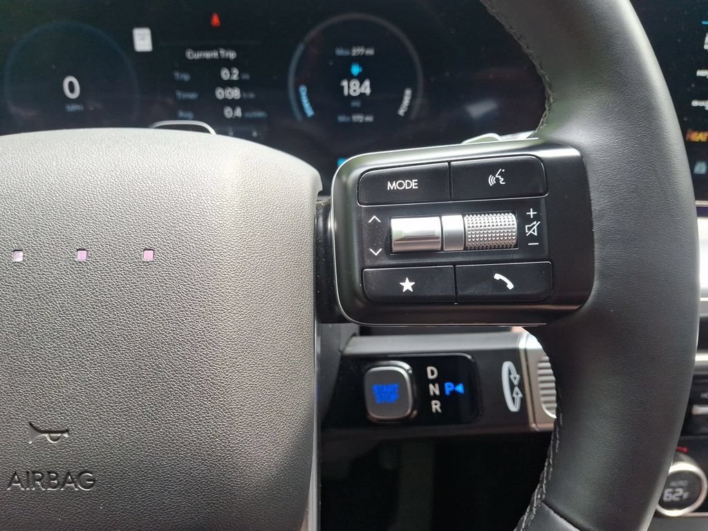 Used 2026 Hyundai Ioniq 9 Limited AWD/4WD image 18
