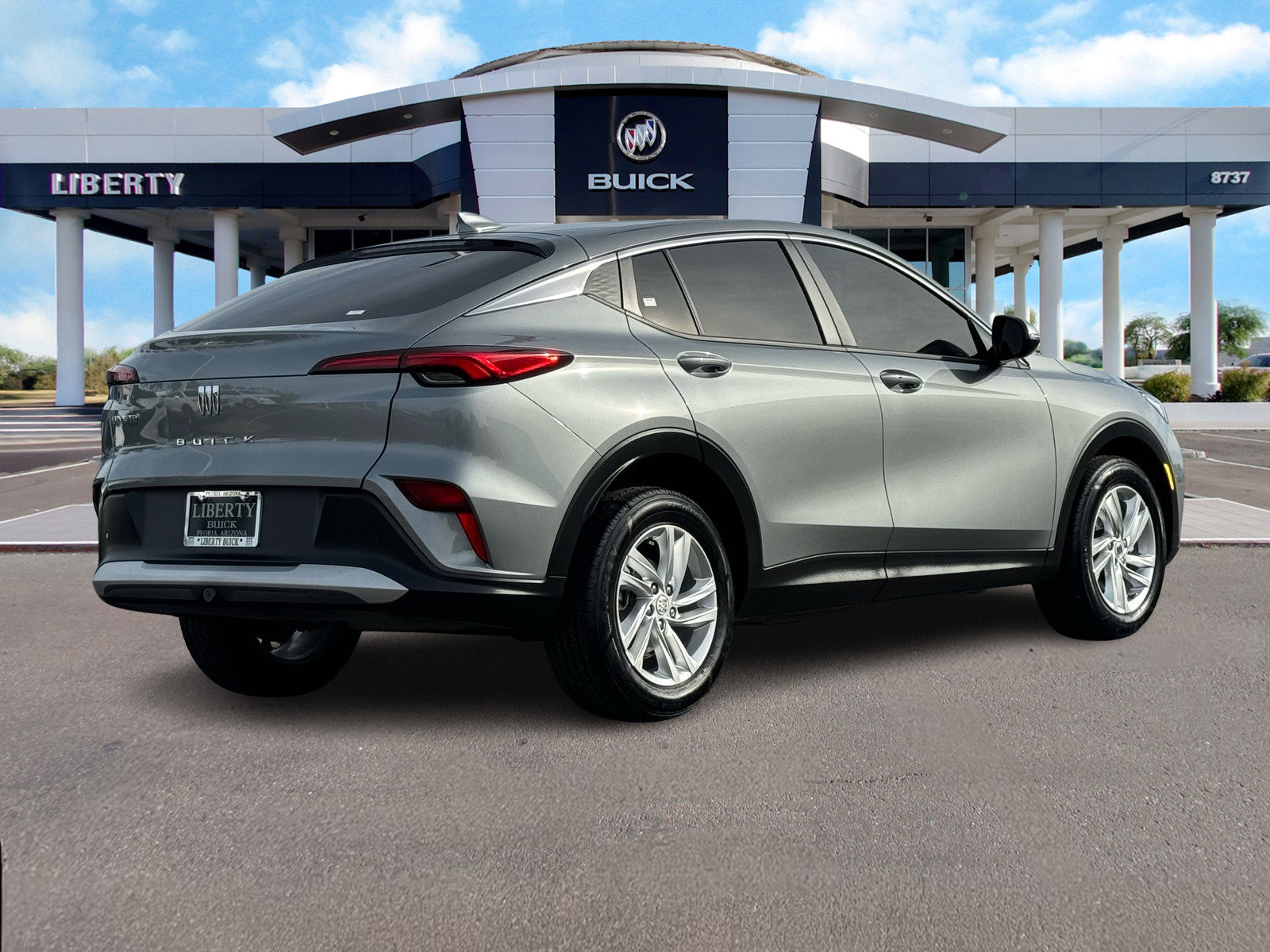 Used 2025 Buick Envista Preferred w/ Convenience I Package image 3