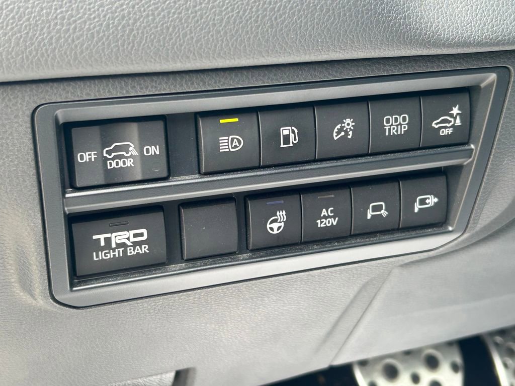 Used 2023 Toyota Sequoia TRD Pro AWD/4WD image 33
