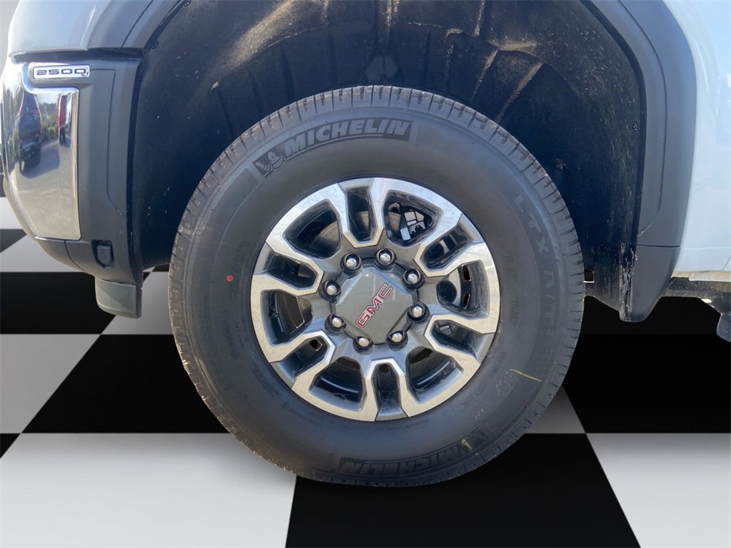 New 2026 GMC Sierra 2500 SLT w/ SLT Premium Package image 14