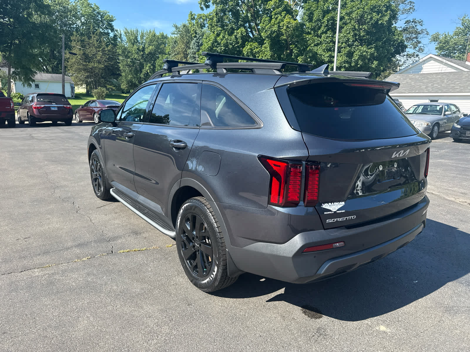 Used 2023 Kia Sorento S w/ Panoramic Sunroof Package AWD/4WD image 5