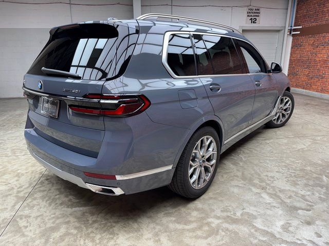 Used 2026 BMW X7 xDrive40i AWD/4WD image 5