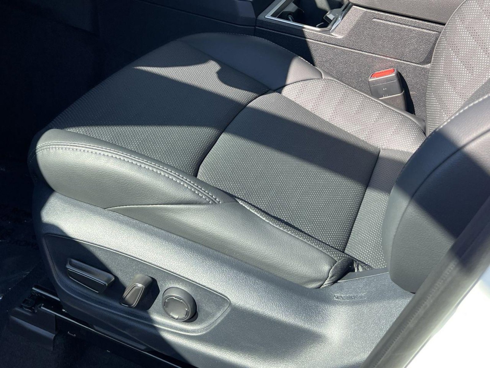 New 2024 Toyota Tacoma TRD Off-Road image 8