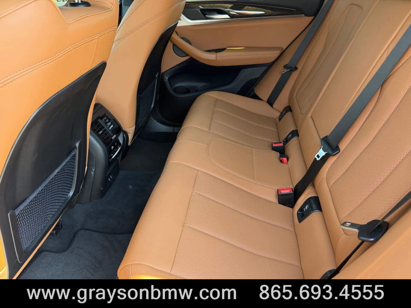 Used 2025 BMW X4 xDrive30i AWD/4WD image 17