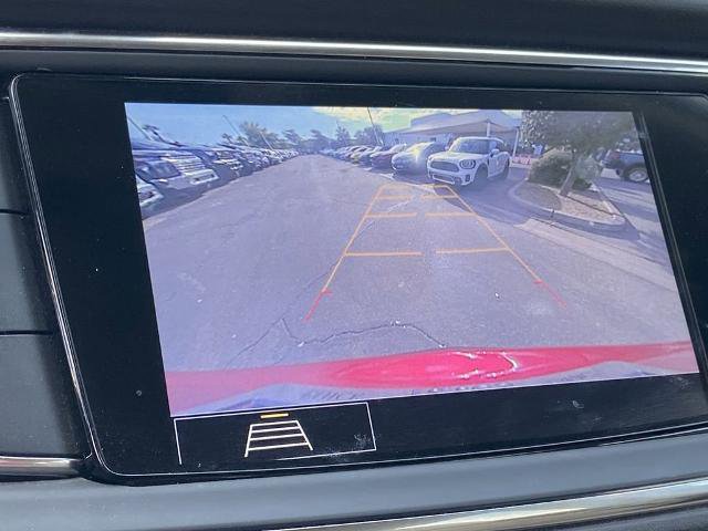 Used 2021 Buick Enclave Essence image 10
