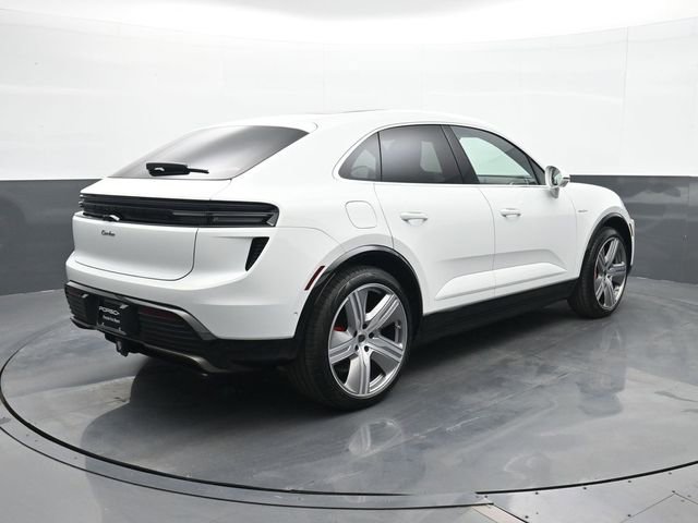 New 2026 Porsche Macan Turbo Electric AWD/4WD image 24