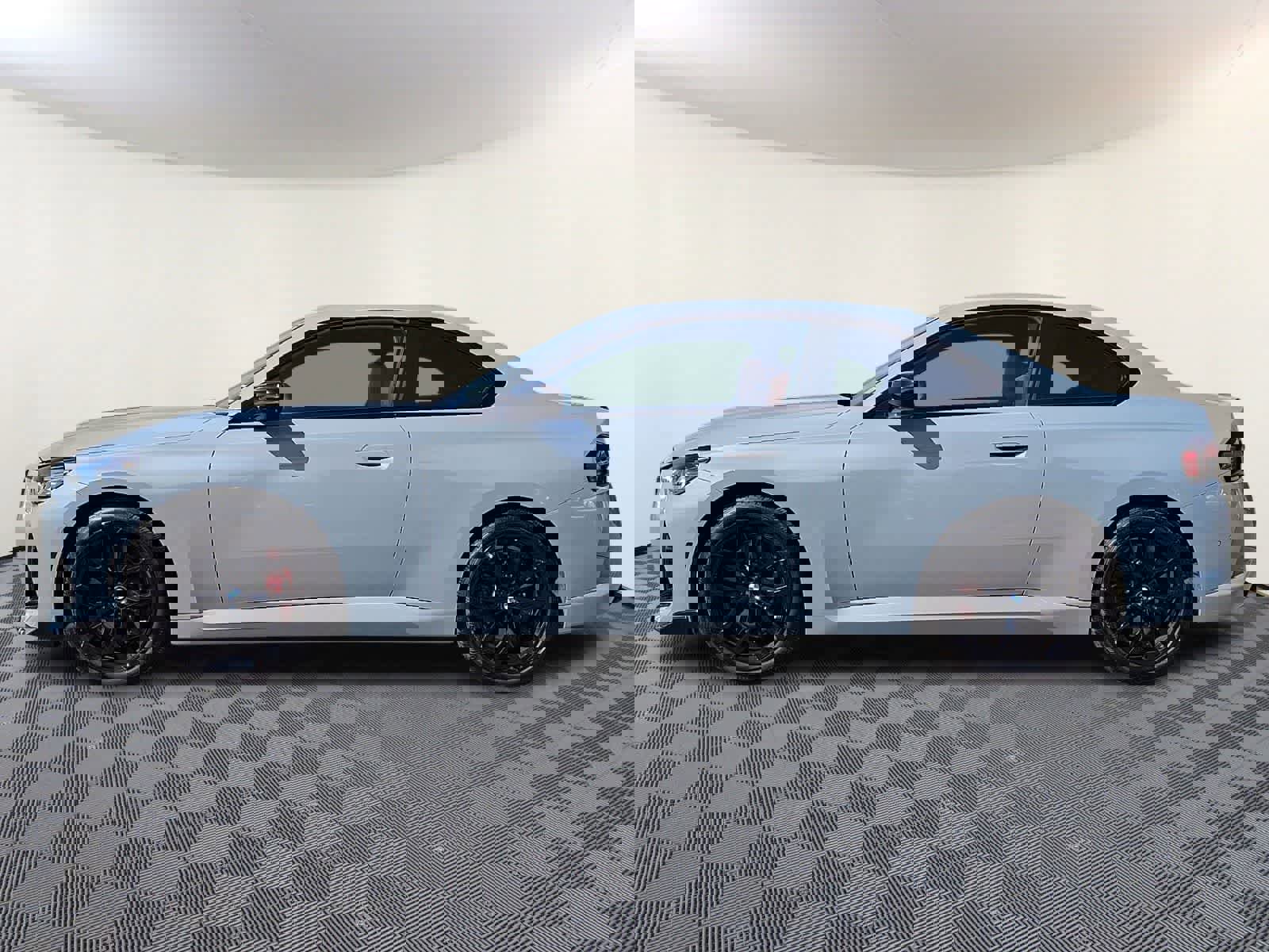 Used 2025 BMW M240i xDrive Coupe w/ Premium Package image 8