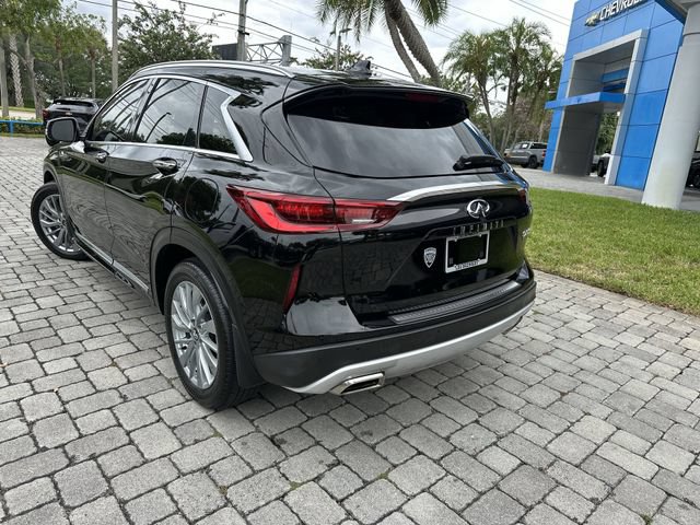 Used 2023 INFINITI QX50 Luxe w/ Accent Package FWD image 12