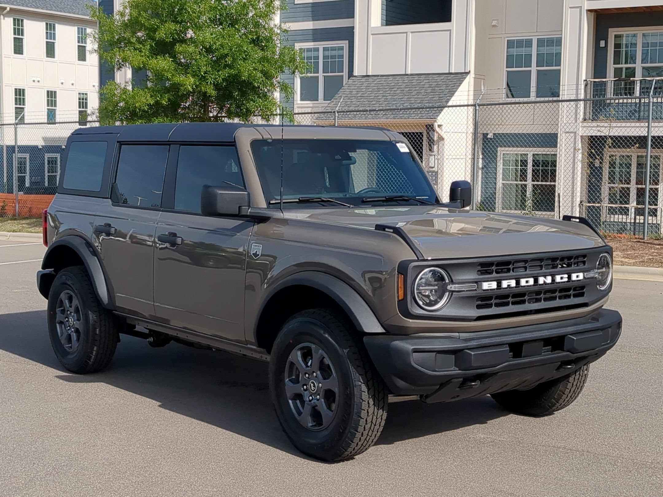 New 2026 Ford Bronco Big Bend AWD/4WD image 2