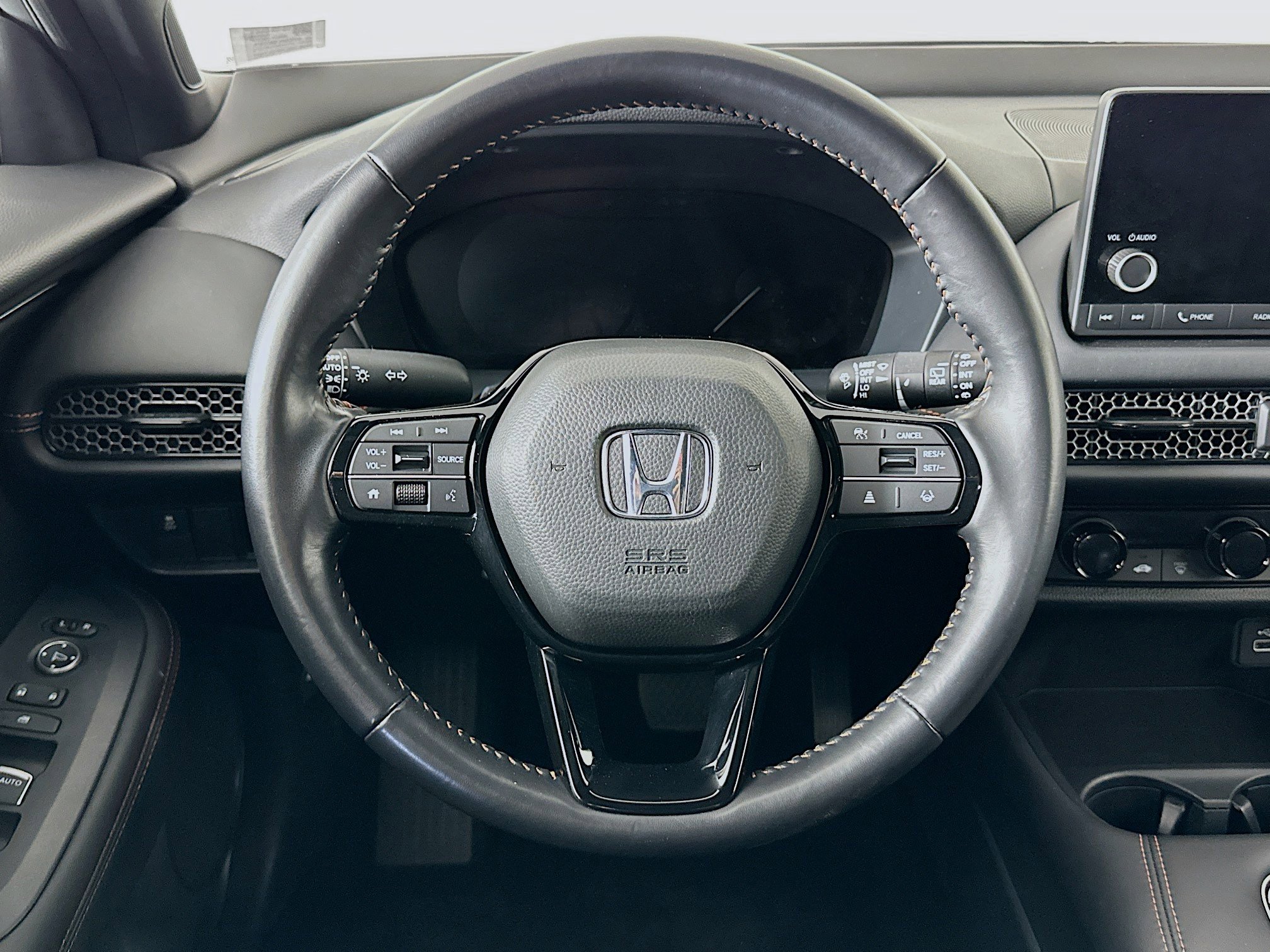 Used 2025 Honda HR-V Sport image 18
