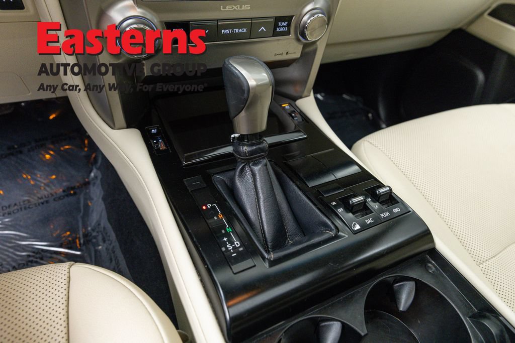 Used 2021 Lexus GX 460 w/ Accessory Package AWD/4WD image 12