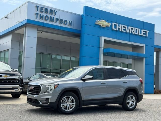 Used 2024 GMC Terrain SLE