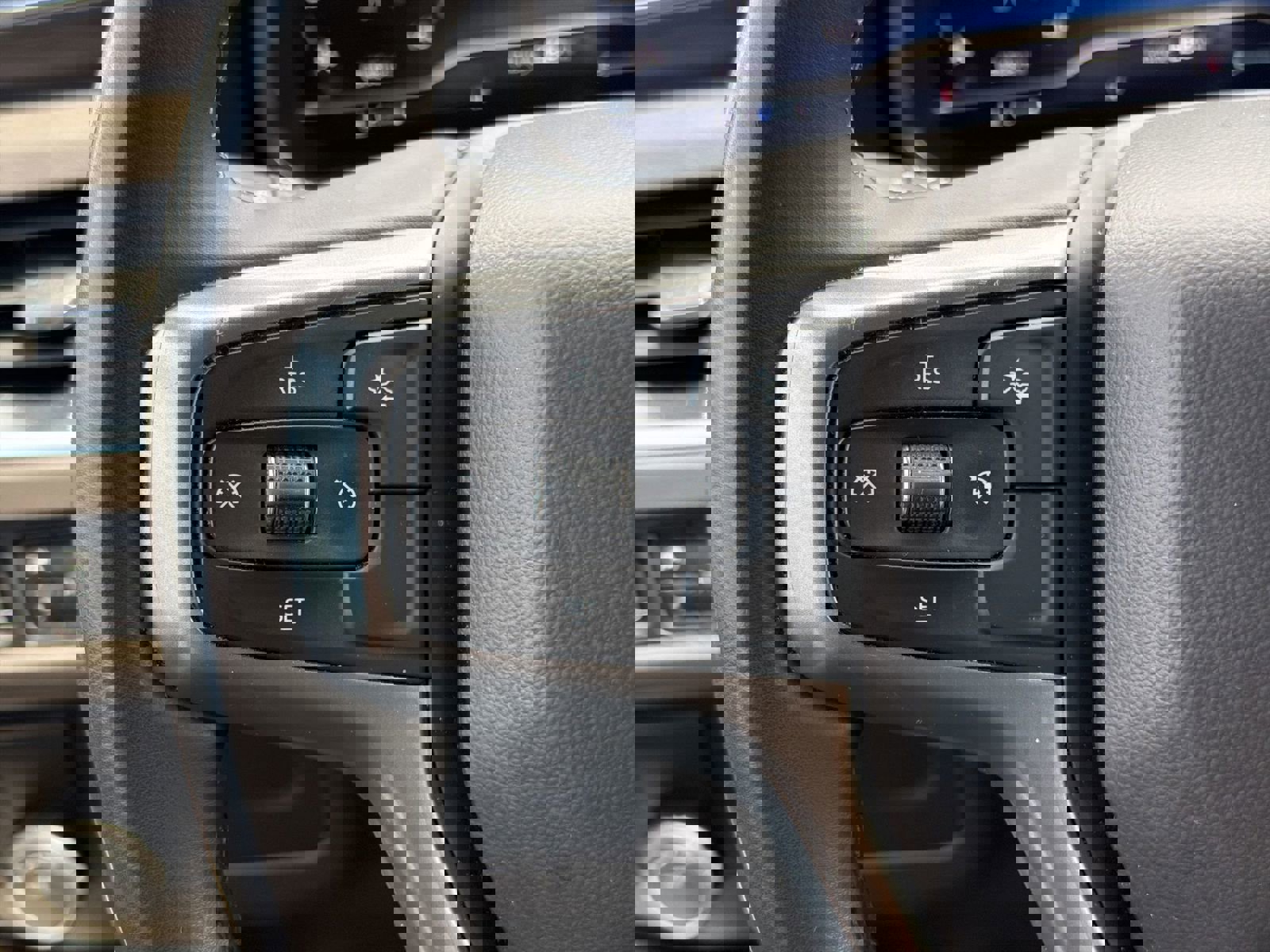 Used 2024 Chevrolet Tahoe LT RWD image 19