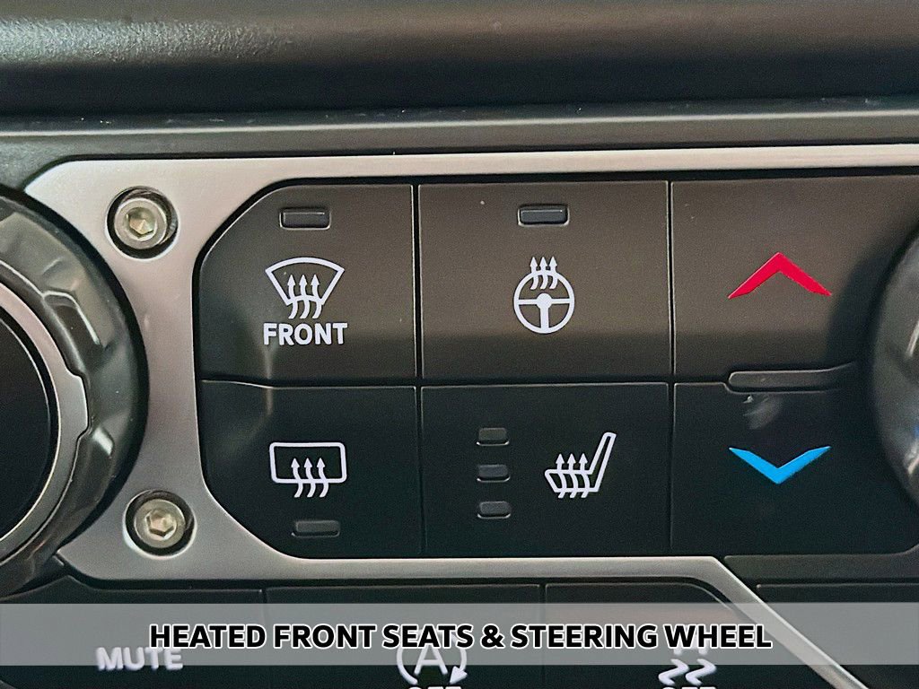 Used 2021 Jeep Gladiator Sport image 4