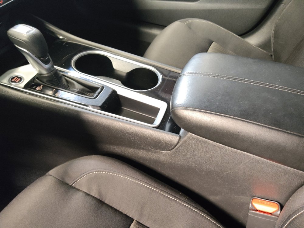 Used 2024 Nissan Altima 2.5 SV image 26