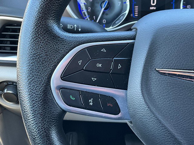 Used 2021 Chrysler Voyager Lxi FWD image 16