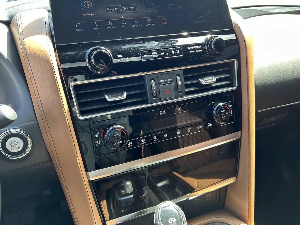 Certified 2024 INFINITI QX80 Sensory AWD/4WD image 21