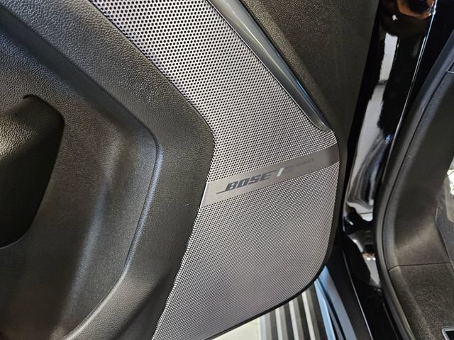 New 2026 GMC Yukon Denali Ultimate AWD/4WD image 27