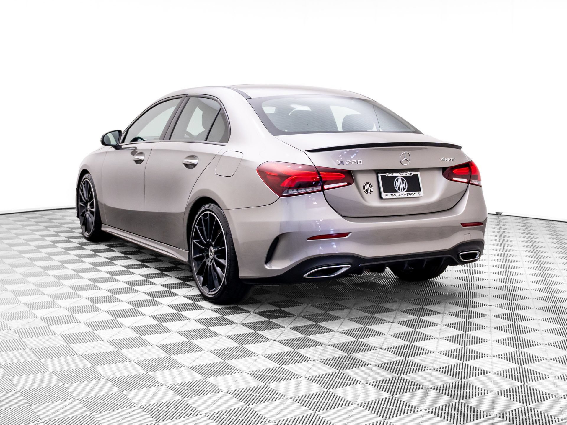 Used 2019 Mercedes-Benz A 220 4MATIC image 3
