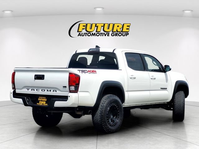 Used 2019 Toyota Tacoma TRD Off-Road w/ Technology Package AWD/4WD image 4