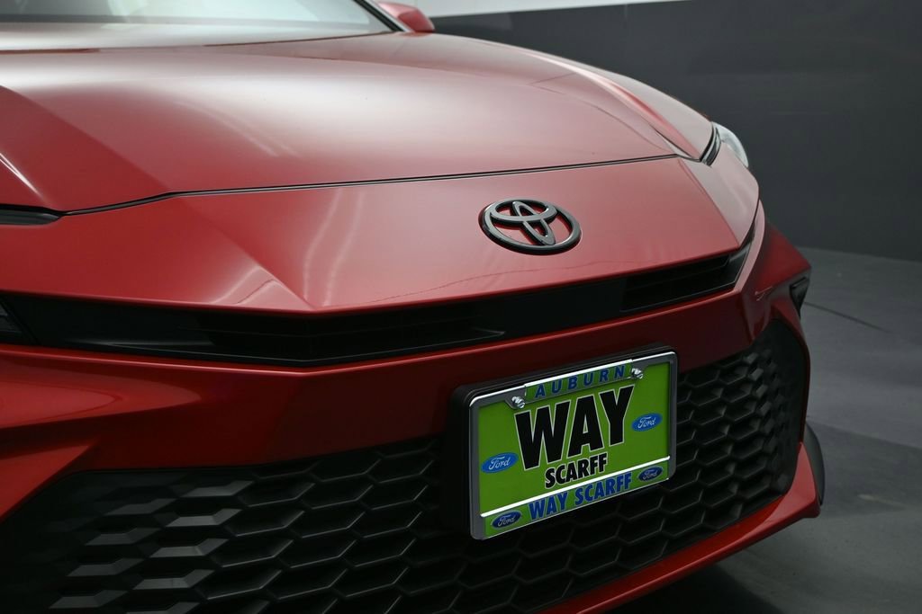 Used 2025 Toyota Camry SE w/ Convenience Package AWD/4WD image 12