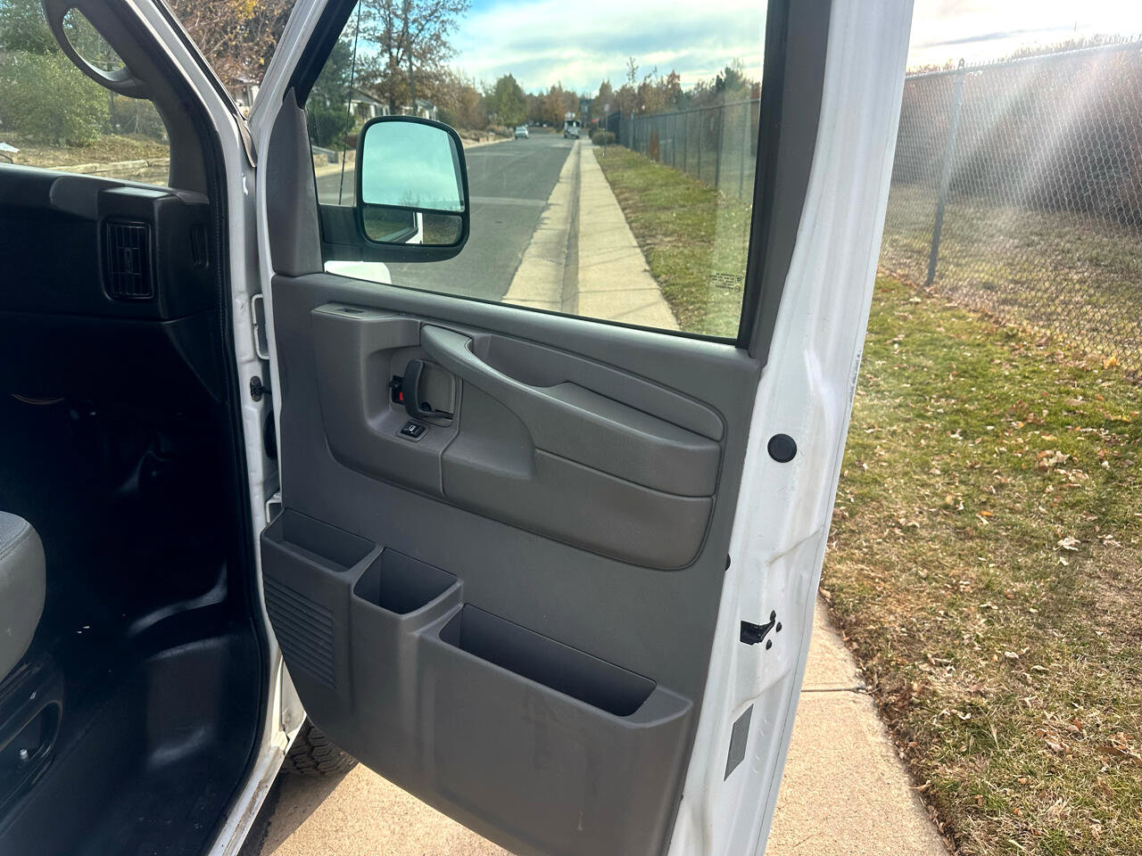 Used 2012 Chevrolet Express 1500 LS w/ Power Package image 17