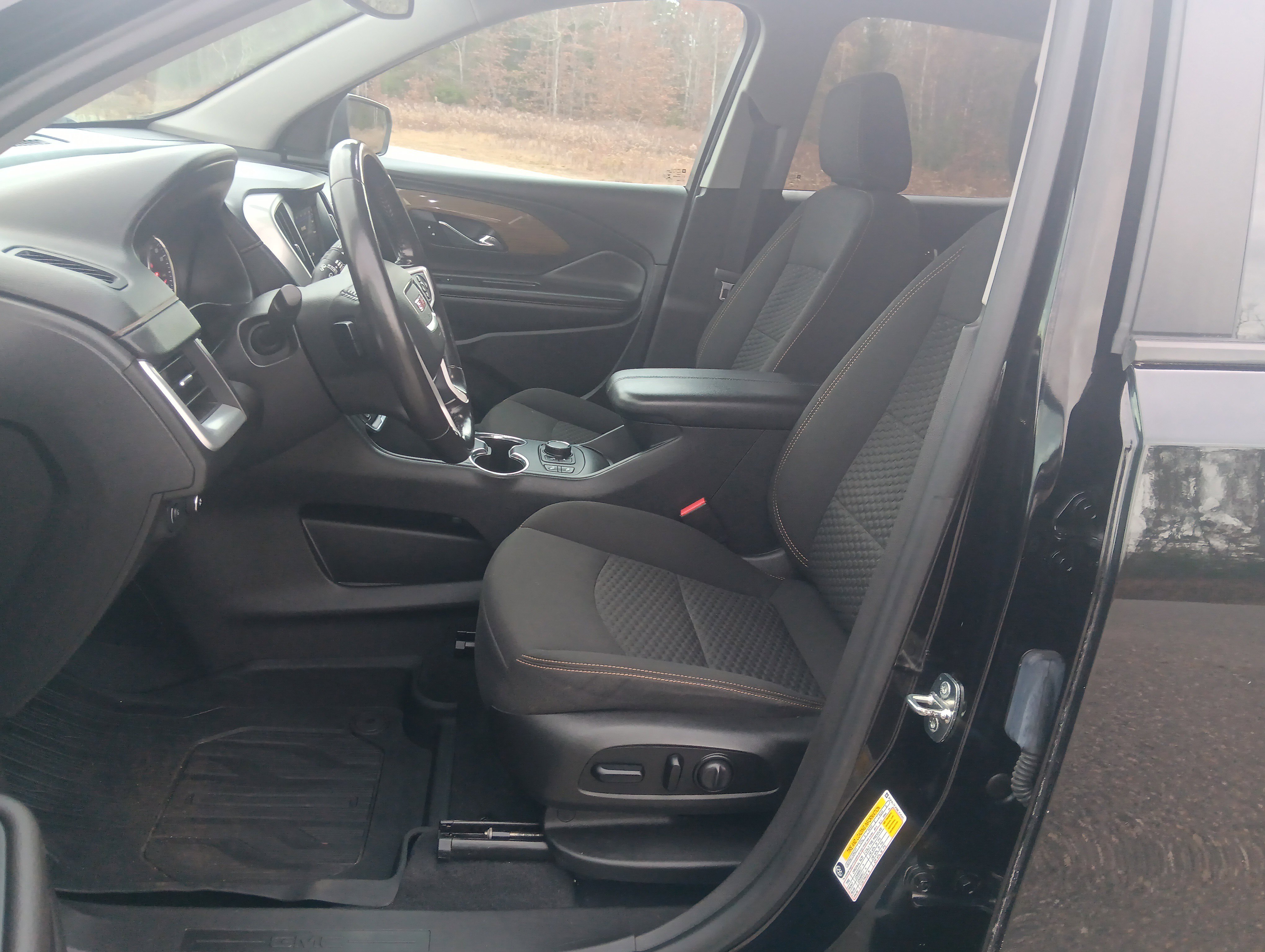 Used 2021 GMC Terrain SLE w/ Driver Convenience Package image 14