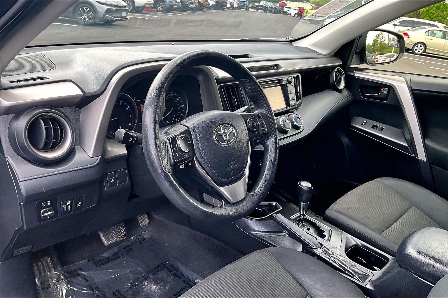 Used 2018 Toyota RAV4 LE w/ All Weather Liner Package AWD/4WD image 13