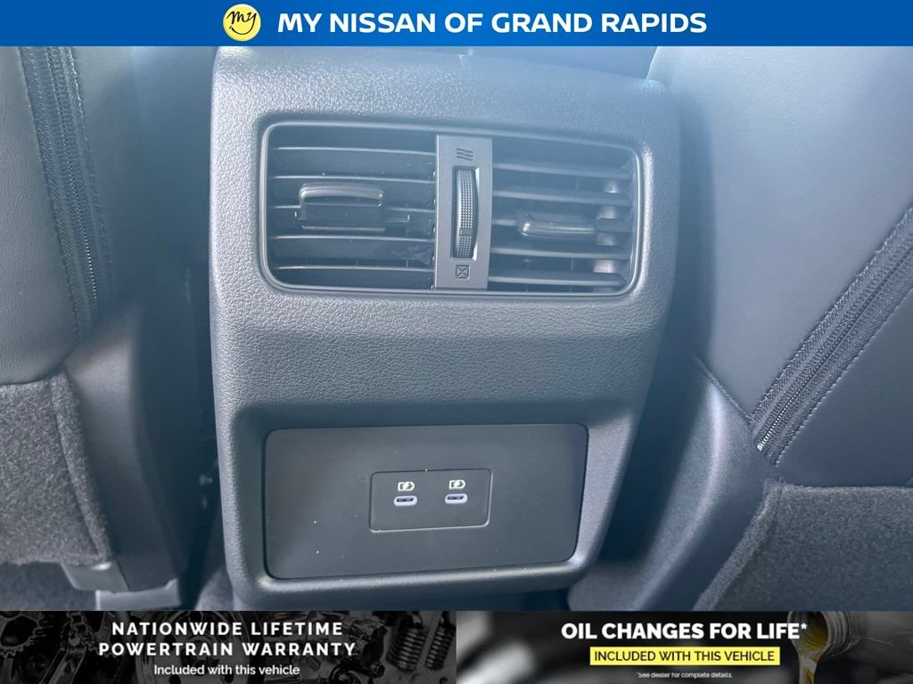 New 2026 Nissan Rogue Dark Armor AWD/4WD image 22