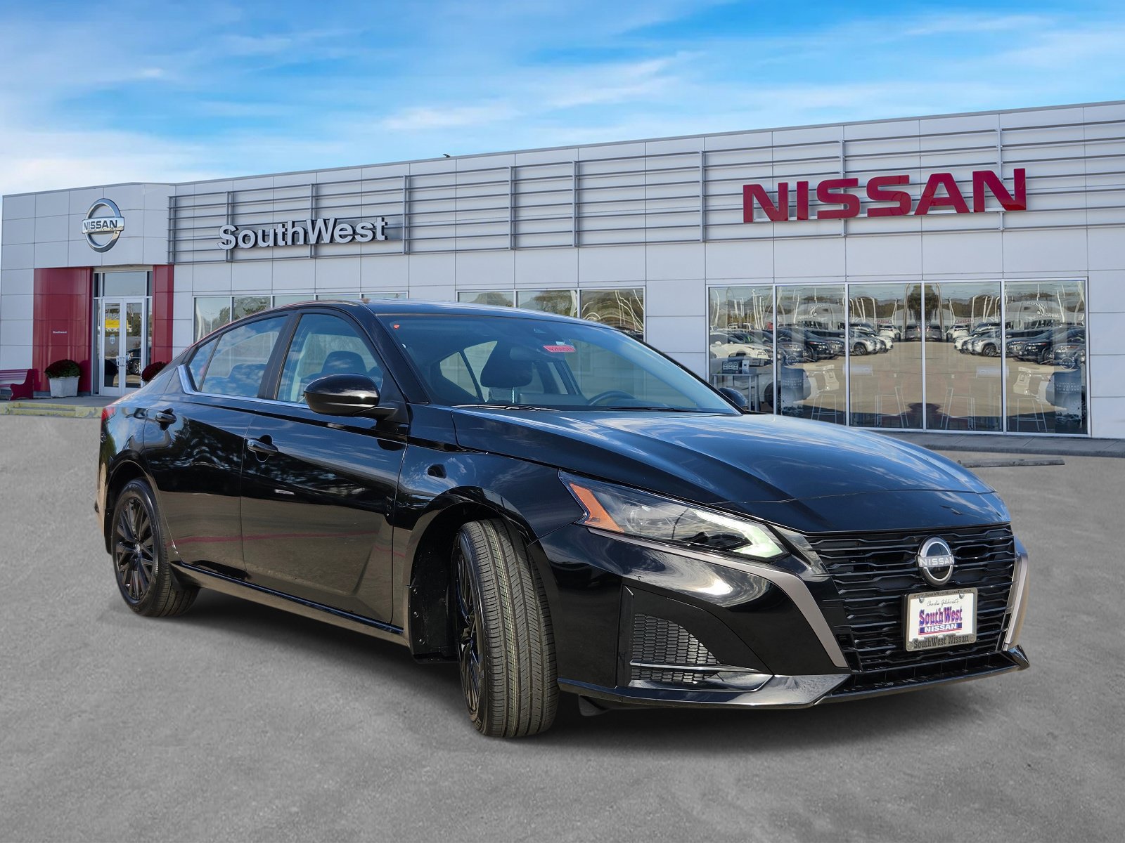 New 2026 Nissan Altima 2.5 SV FWD image 3