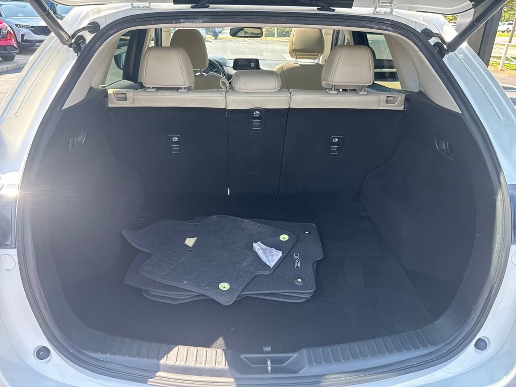 Used 2018 MAZDA CX-5 Touring w/ Preferred Equipment Package FWD image 29
