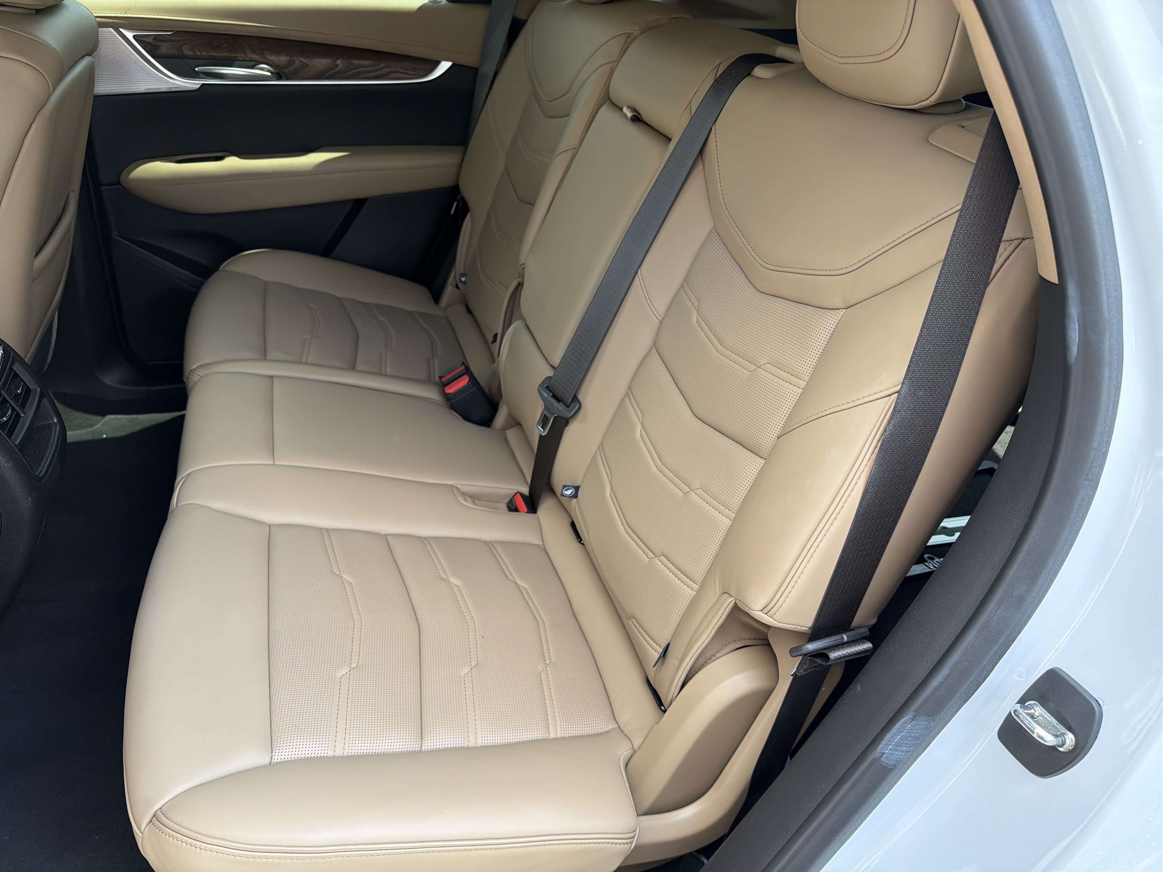 Used 2024 Cadillac XT5 Sportv w/ Platinum Package AWD/4WD image 19