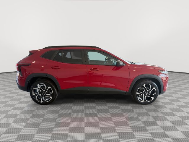 New 2026 Chevrolet Trax RS w/ Driver Confidence Package FWD image 12