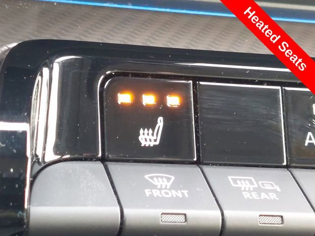 Used 2023 Toyota Prius XLE image 14