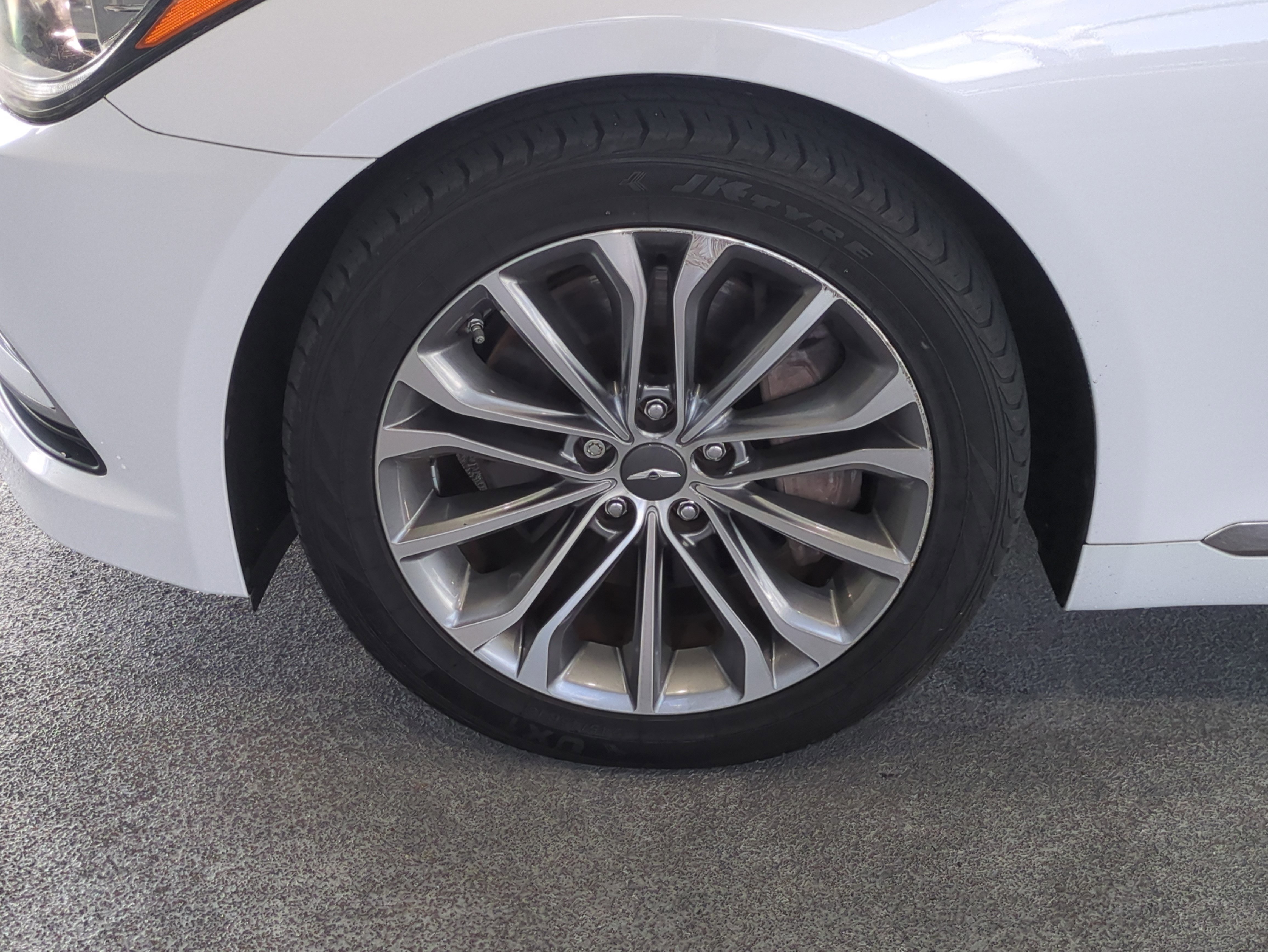 Used 2017 Genesis G80 3.8 image 11
