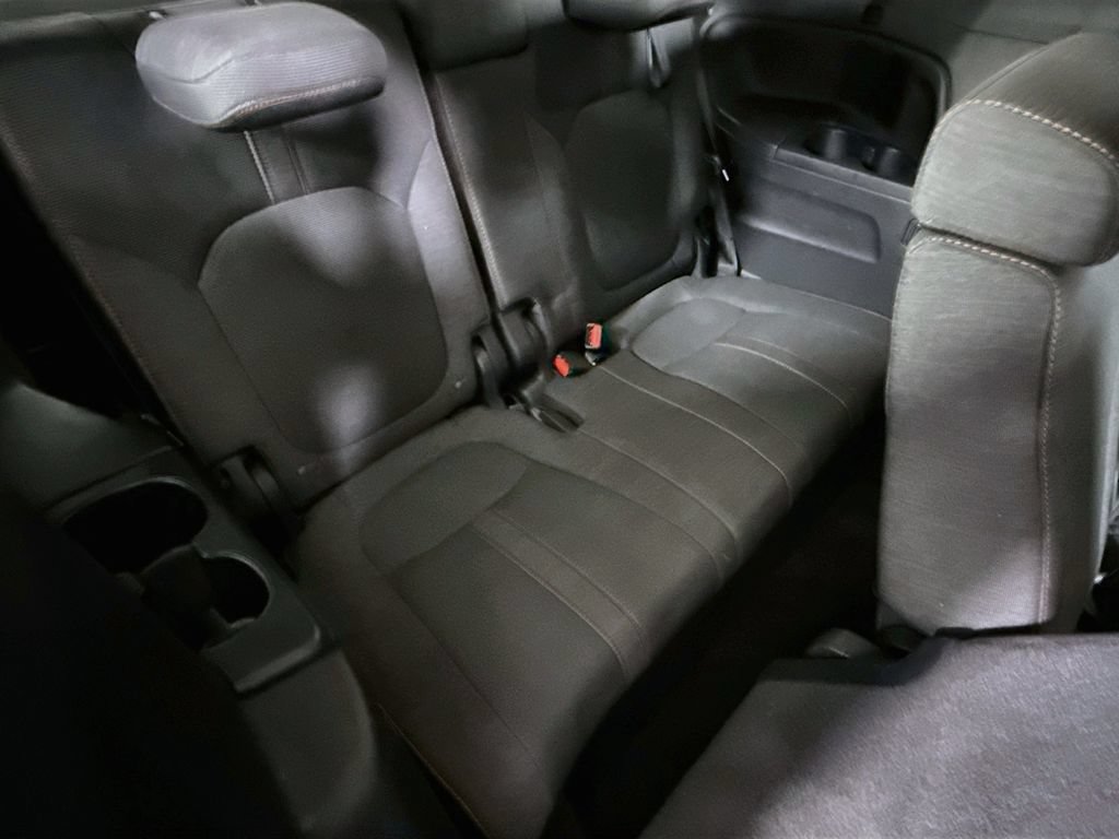 Used 2023 Honda Pilot Sport image 27