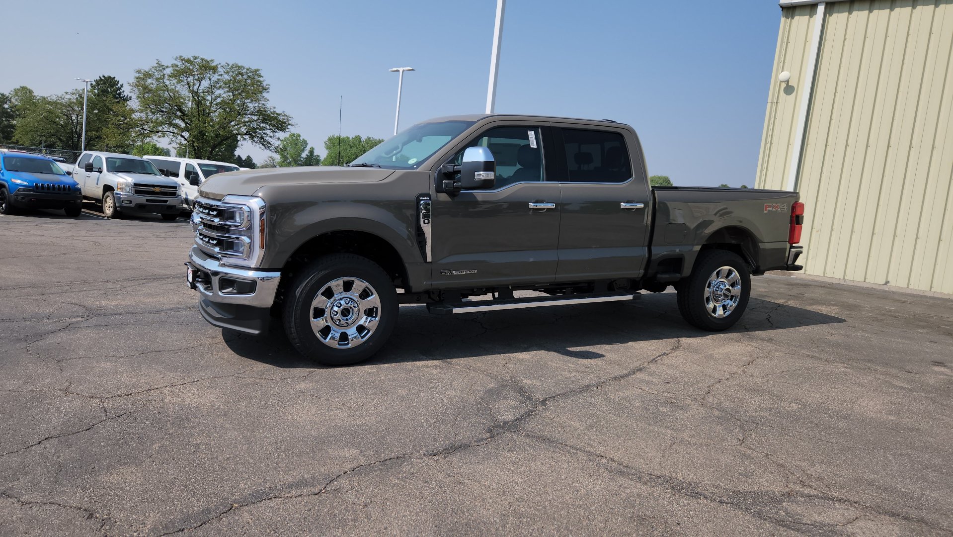 New 2026 Ford F350 Lariat w/ Chrome Package AWD/4WD image 3