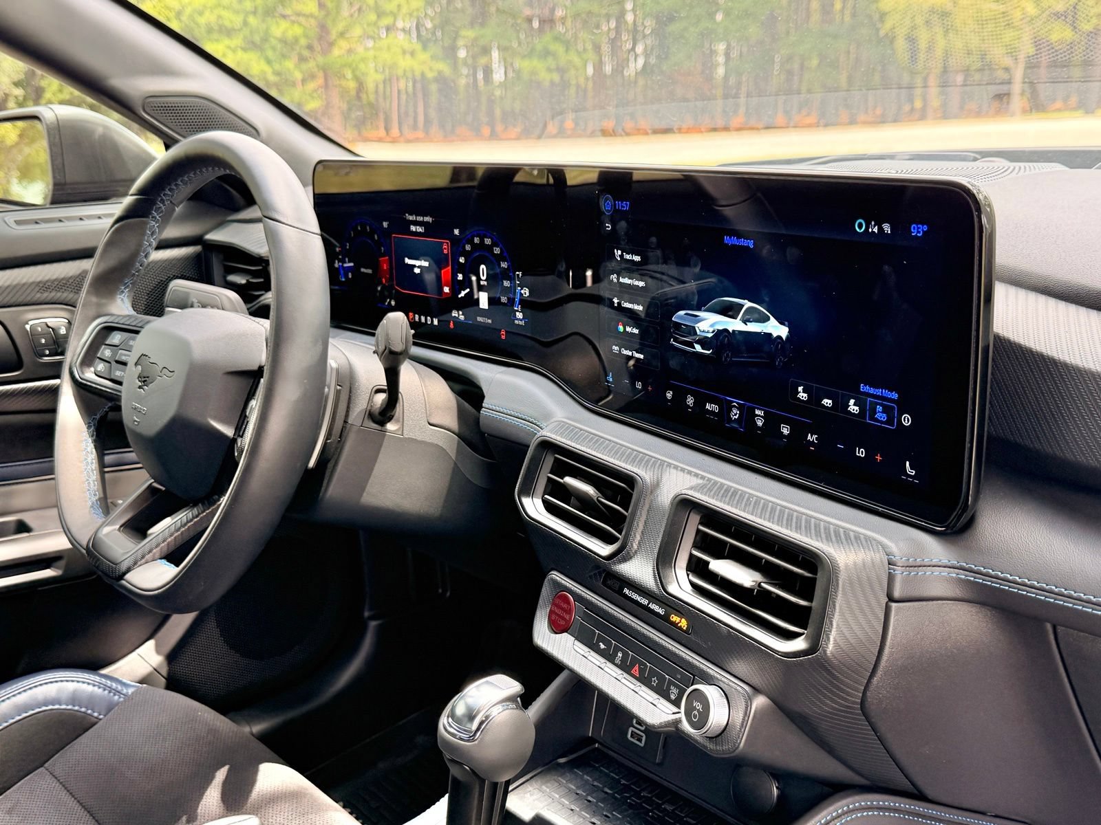 Used 2024 Ford Mustang Dark Horse RWD image 15