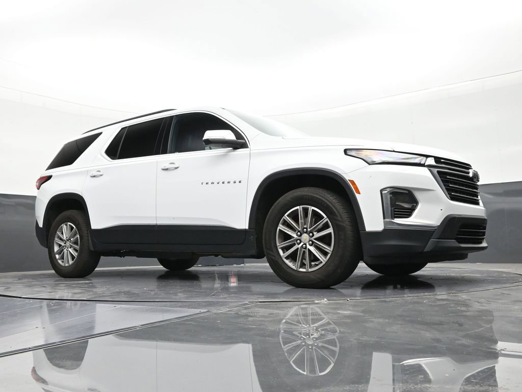 Used 2022 Chevrolet Traverse LT image 26