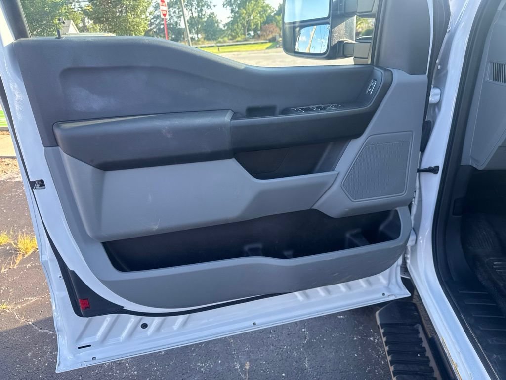 Used 2024 Ford F550 4x4 SuperCab Super Duty image 13