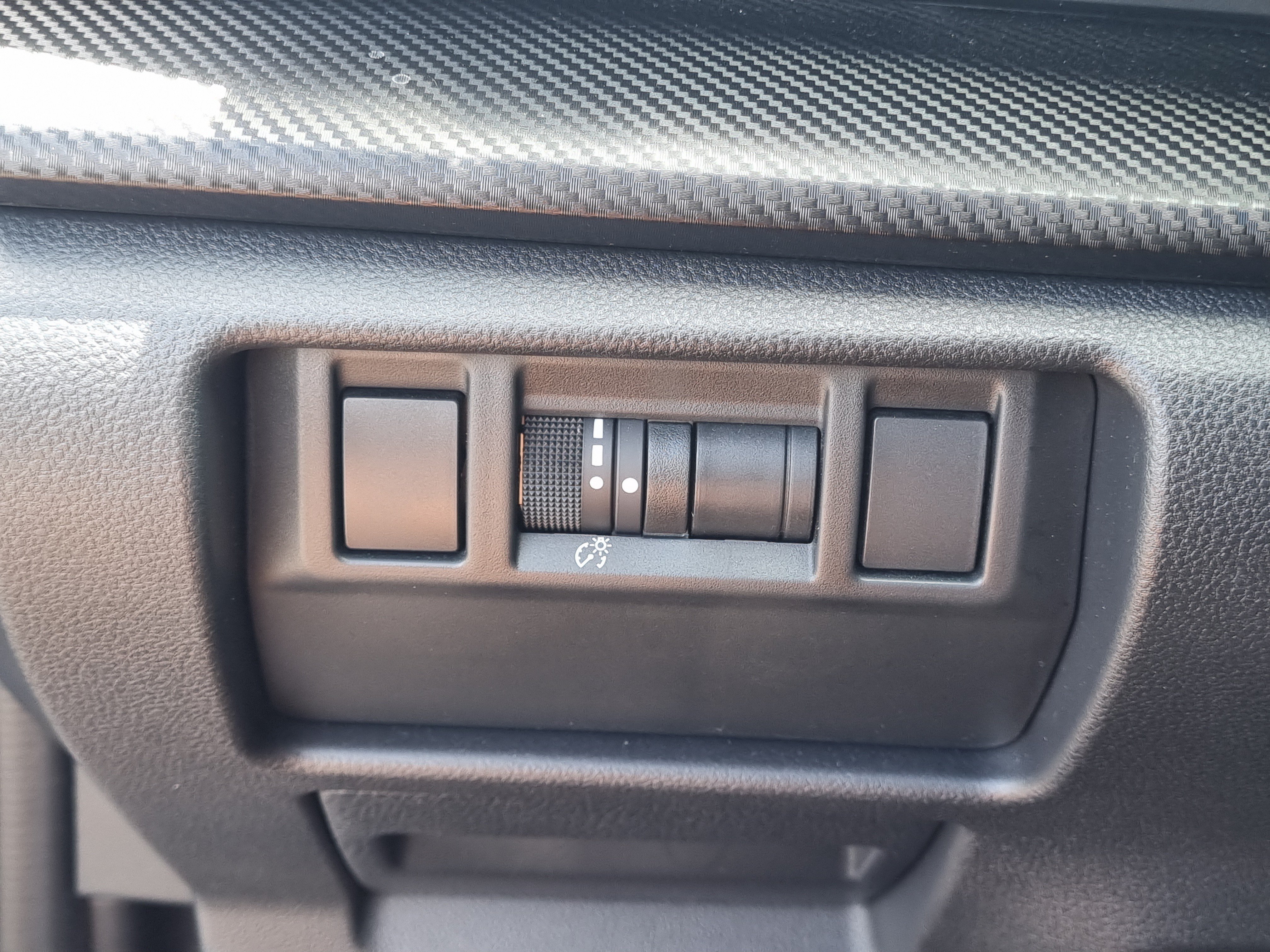 Certified 2024 Subaru Crosstrek 2.0i Premium AWD/4WD image 23