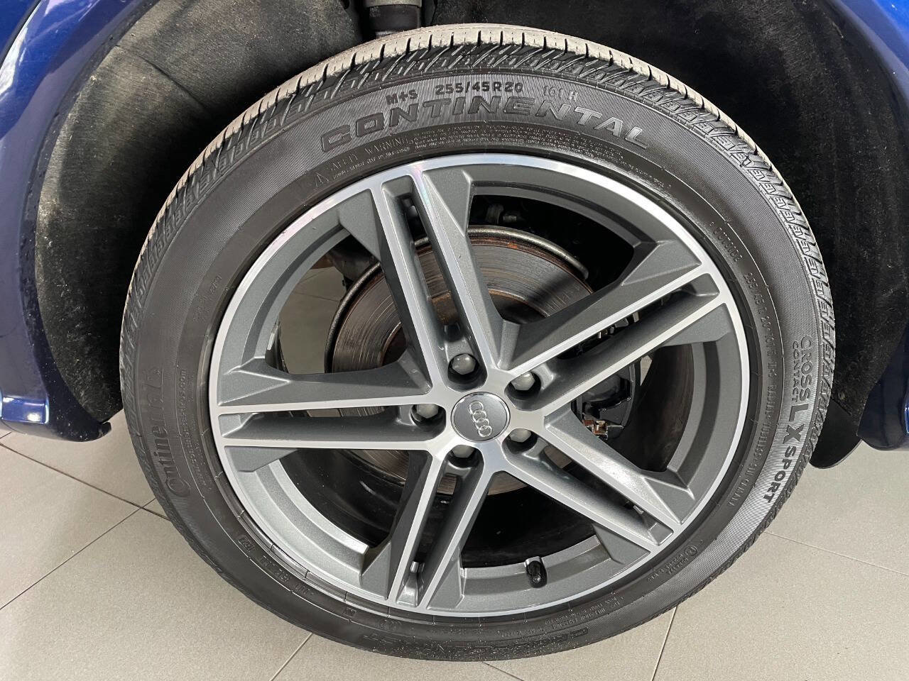 Used 2018 Audi SQ5 Premium Plus w/ Navigation Package image 14