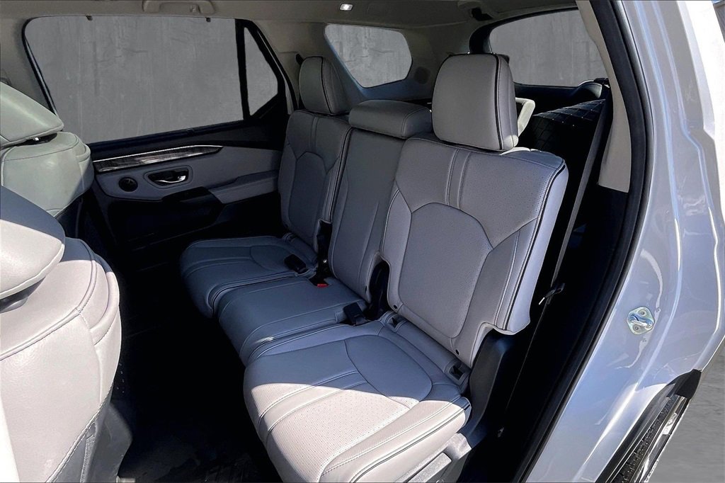 Used 2024 Honda Pilot Elite image 22