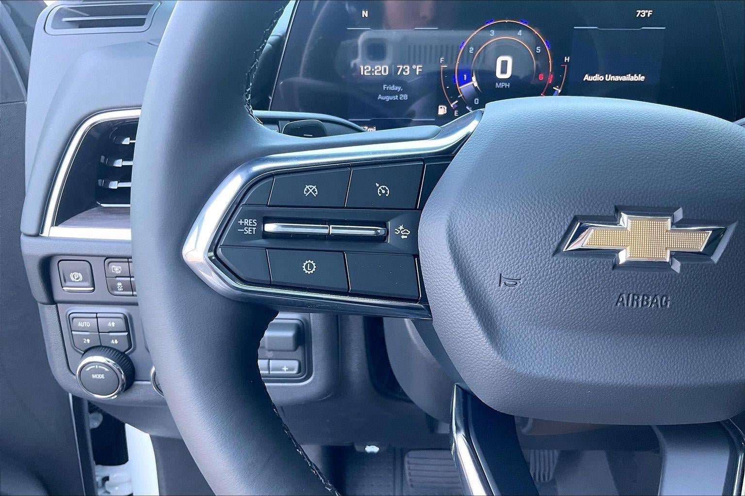 New 2026 Chevrolet Suburban LT AWD/4WD image 17