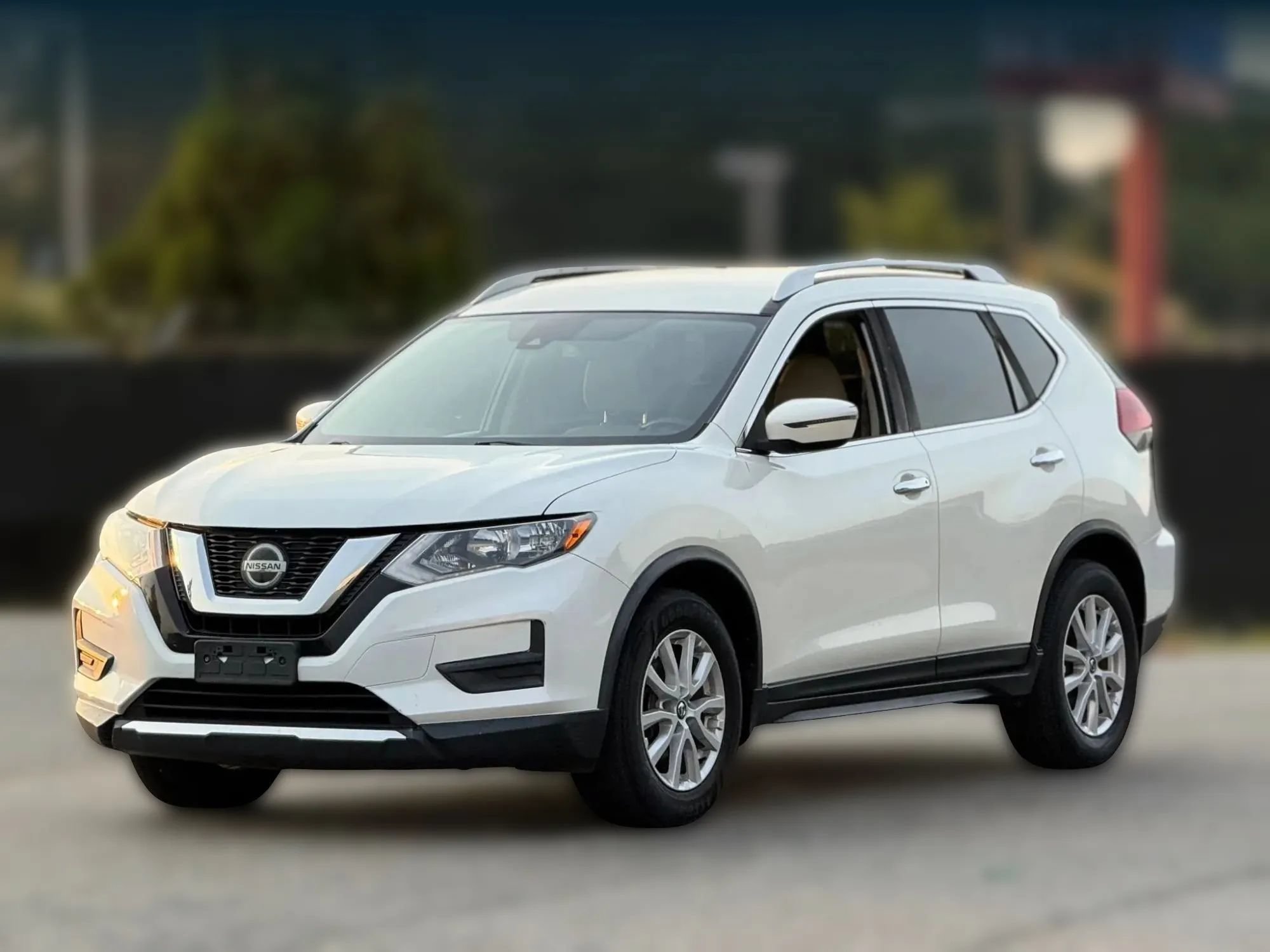 Used 2019 Nissan Rogue SV FWD image 6